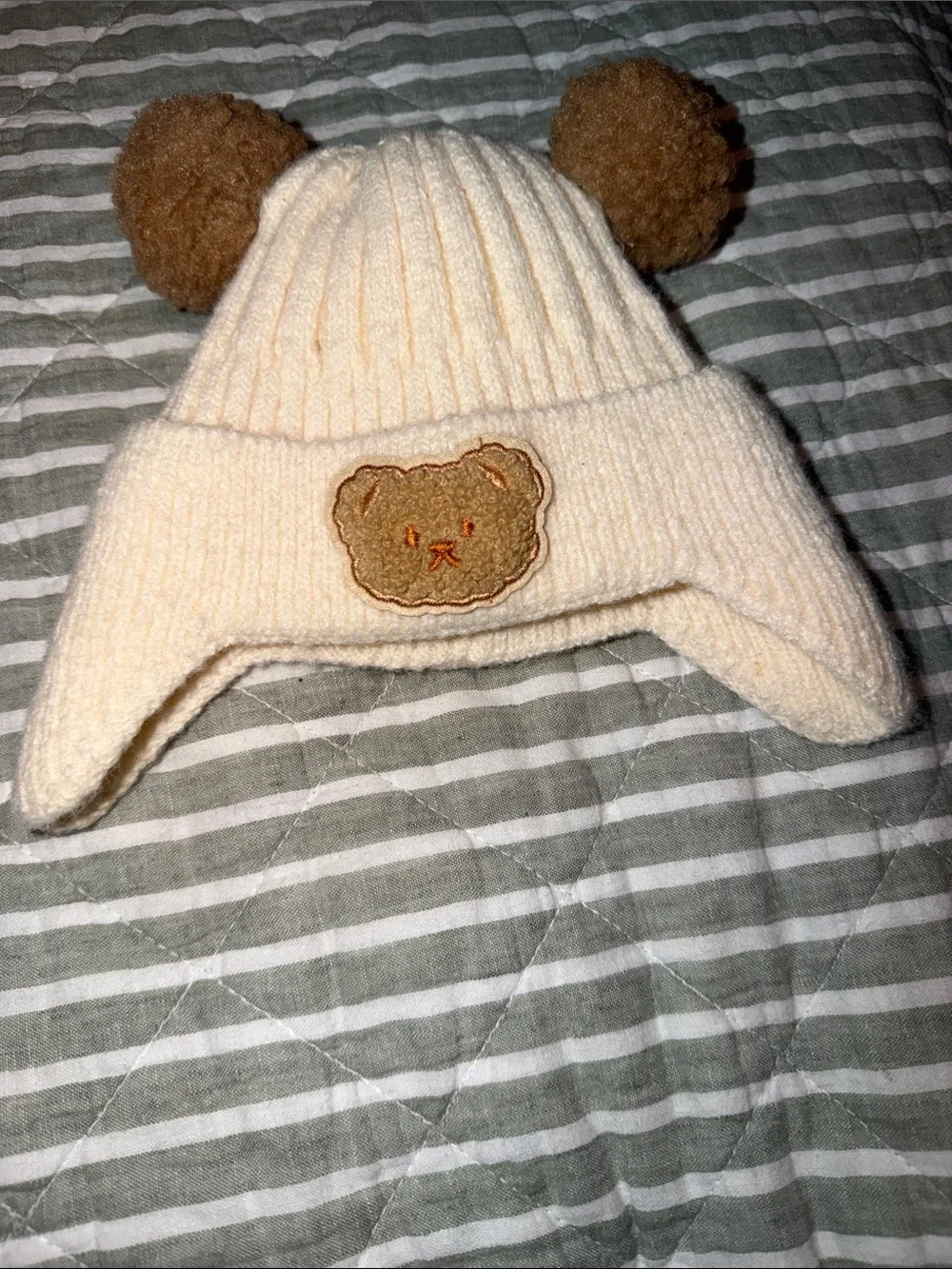 Kids Cream Bear Pom-Pom Knit Hat